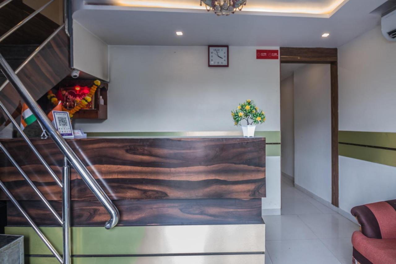 Hotel Mantra Residency Мумбаи Экстерьер фото